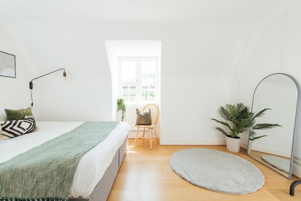 Charming 2 Bedroom Flat In The Heart Of Kings Cross, London Luaran gambar
