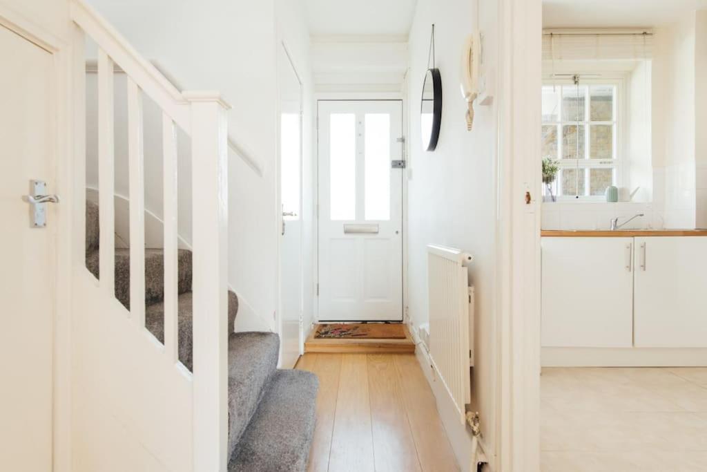 Charming 2 Bedroom Flat In The Heart Of Kings Cross, London Luaran gambar